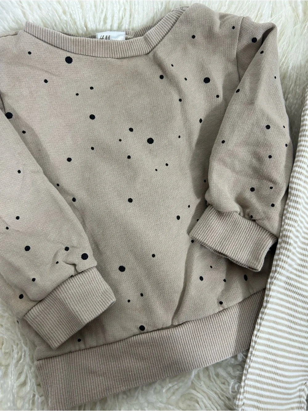 H&M & Carter’s Baby Neutral Outfit Mix Spotted Sweatshirt & Striped Pants Set